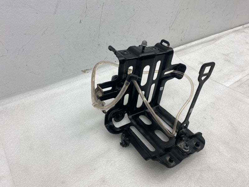 1119121-00-C ⭕ 17-23 Model 3 M3 12V Battery Tray Holder Bracket Support Tie Hook 1119121-00-C