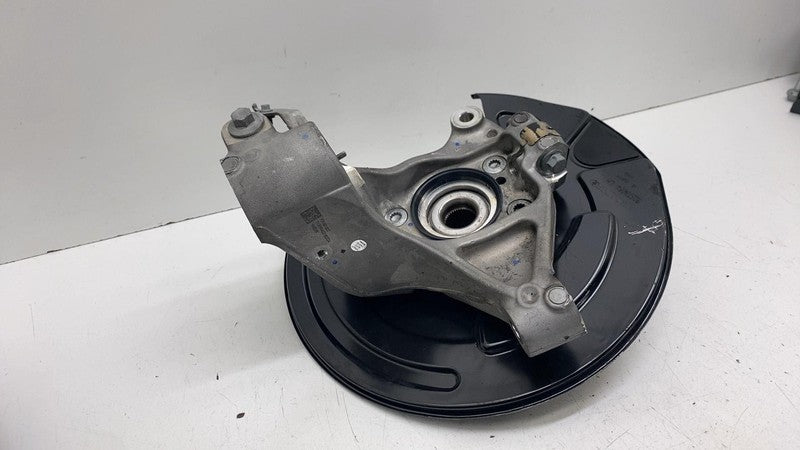 31681837 ⭕ 21-23 Polestar 2 Front Left Knuckle w/ Rear Upper & Lower Control Arm 31681837