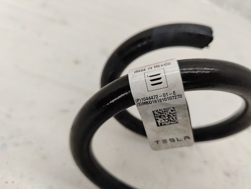 ⭕ 17-23 Tesla Model 3 M3 Rear Left or Right Suspension Coil Spring 104