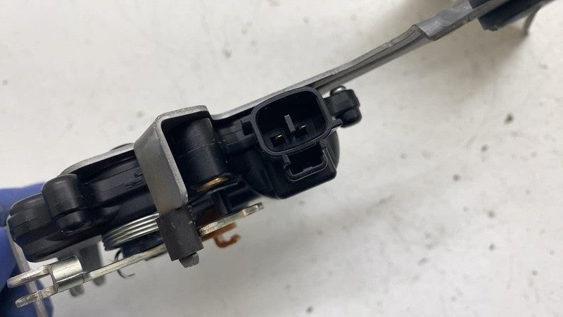 69050-47101 ⭕ 2023-2025 Toyota Prius Rear Passenger Side Door Lock Actuatror Latch Right RH