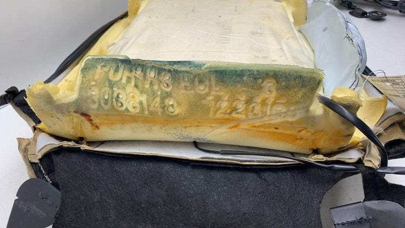 ⭕ 2012-2015 Tesla Model S Front Passenger Side Upper Seat Cushion Righ