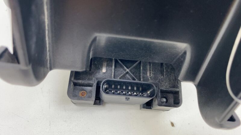 110864700D ⭕16-20 Model X Seven Pin Perpendicular Radar Sensor 7-Pin + Bracket 1108647-00-D