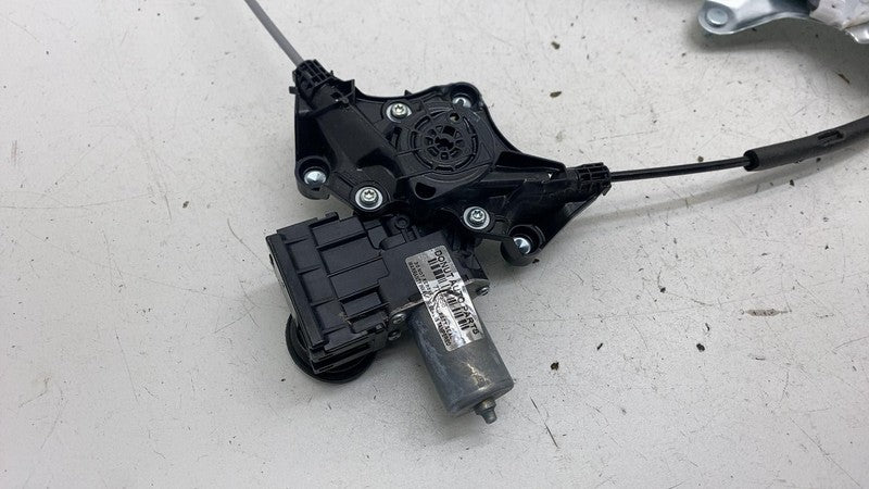 ⭕ 2023-2024 Toyota Prius Front Right Door Window Regulator & Motor 857