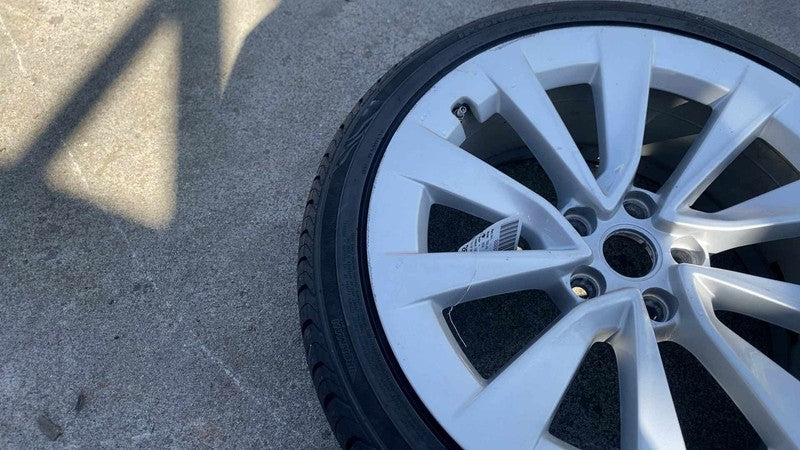 ⭕ 20-23 Model 3 Wheel Rim 19x8.5 +40MM w/ Ironman Tire 235/40 R19 1044
