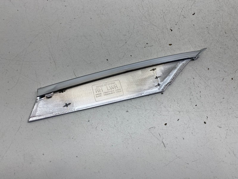 1056377 00 C ⭕ 2016-2020 Model S Right Fog Lamp Spear Cover Lower Strip Chrome 1056377-00-C