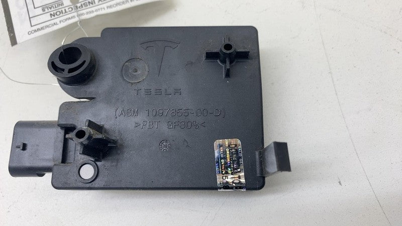 ⭕ 17-23 Tesla Model 3 Rear Bumper BCM Computer Body Control Module 109