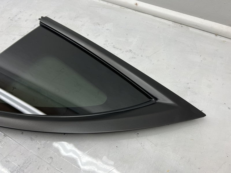 2020-2023 Tesla Model Y MY Rear Driver Side Quarter QTR Window Fixed Glass Left