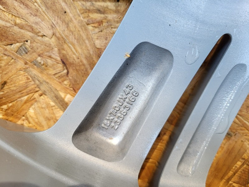 2336 3166 ⭕ 2018-2020 GMC Terrain Wheel Rim 18" inch 18x7.0J w/ Tire 225/60R18 x2 23363166