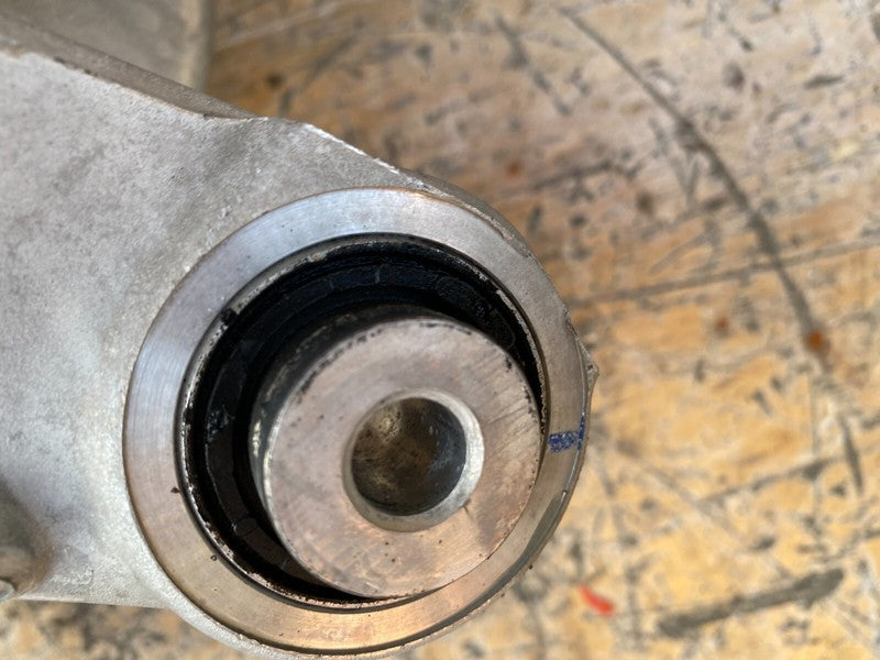 1044416 00 F 17-23 Model 3 Rear Right Side Spindle Knuckle w/ Shield & Wheel Hub 1044416-00-F