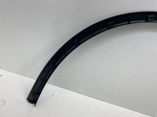 ⭕ 25-26 Tesla Model Y Front Left Fender Garnish Wheel Arch Molding 1937597-00-C