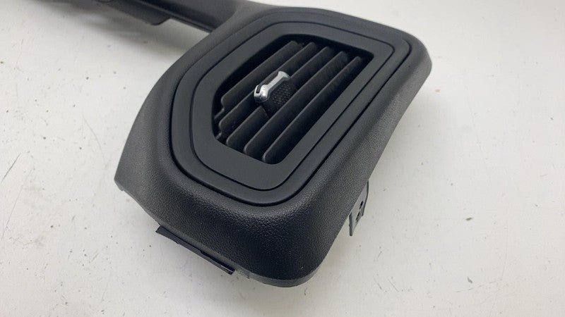 ⭕ 2025 Chevrolet Silverado 1500 Dash Center Right Side Bezel w/ Vent R