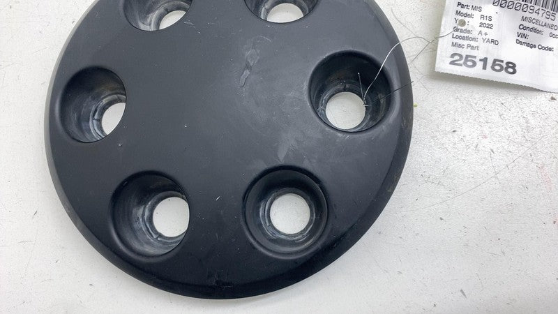 ⭕ 2022 Rivian EDV-700 Amazon Truck Wheel Center Hub Cap PT00044781