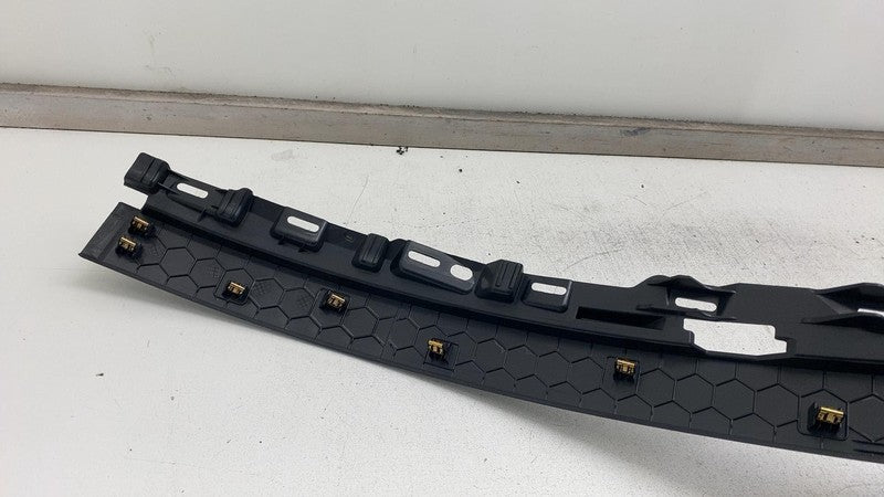110512900C ⭕ 2016-2023 Tesla Model X Rear C-Pillar Trim Cover Racetrack Right 1105129-00-C