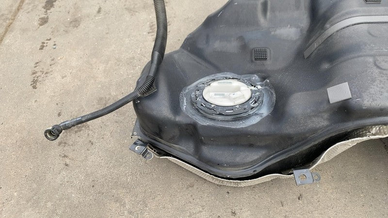 ⭕ 2014-2022 Maserati Ghibli 3.0L Fuel Gas Tank Reservoir Storage Assy 