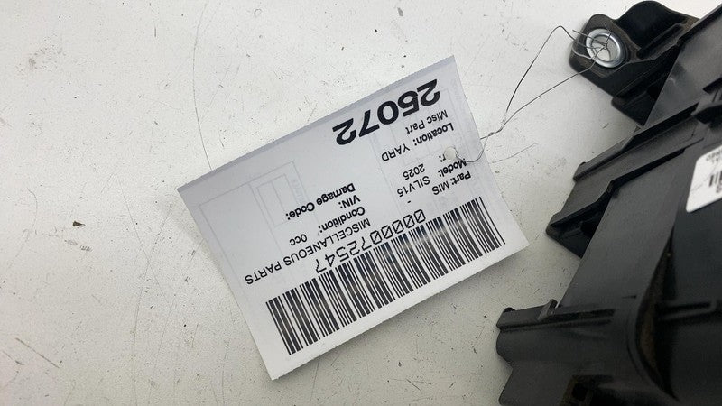 87832673 ⭕ 2023-2025 Chevrolet Silverado 1500 Engine Fuse Relay Junction Box OEM 87832673