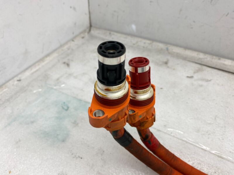 1055875-10-E ⭕ 2016-2020 Tesla Model S MS High Voltage Power Distribution Junction Box Module