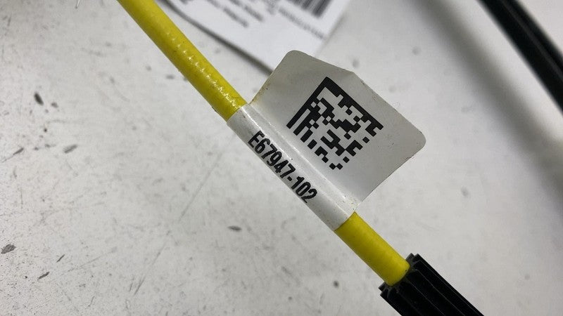 PT00009558H 2022-2024 Rivian R1T R1S Front Passenger Door Window Regulator & Motor Right OEM