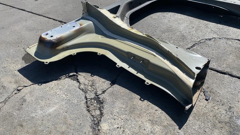 ⭕2024-2025 Tesla Cybertruck Passenger Side Rocker Panel Structural Cut