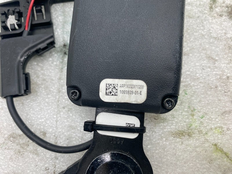 ⭕17-23 Tesla Model 3 Rear Driver Side 2nd Row Seat Belt Buckle Left 10