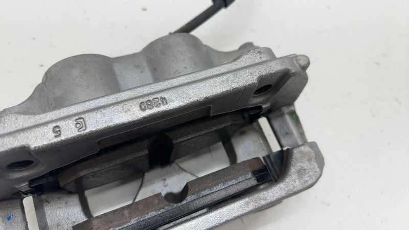 ⭕19-25 Ram 1500 Front Passenger Side Caliper w/ Brake Hose Line Right 