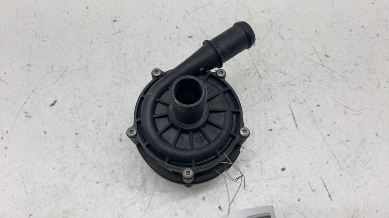 32135207 ⭕ 21-23 Polestar 2 Drive Motor Inverter Cooler Auxiliary Water Pump OEM 32135207