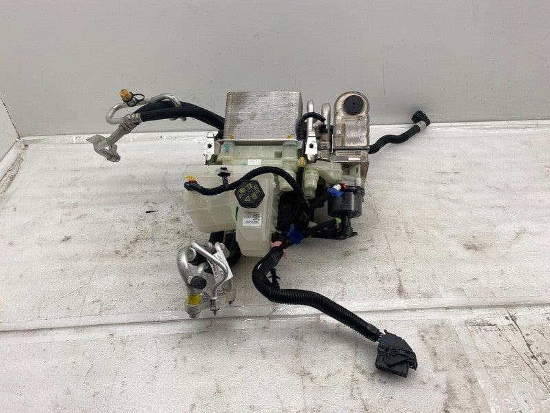 1506859 97 D ⭕ 2020-2023 Tesla Model 3 Supermanifold Refrigerant Chiller w/ Coolant Reservoir