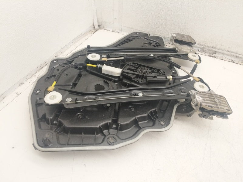 ⭕ 20-24 Tesla Model Y Rear Passenger Right Window Regulator & Motor 14