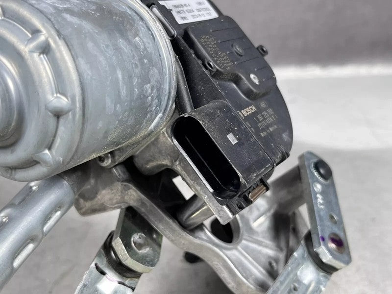 ⭕ 20-24 Tesla Model Y Front Windshield Wiper Linkage Module & Motor 16