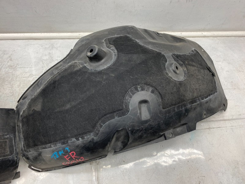 ⭕2017-2023 Tesla Model 3 Front Right Wheelhouse Splash Shield Fender W