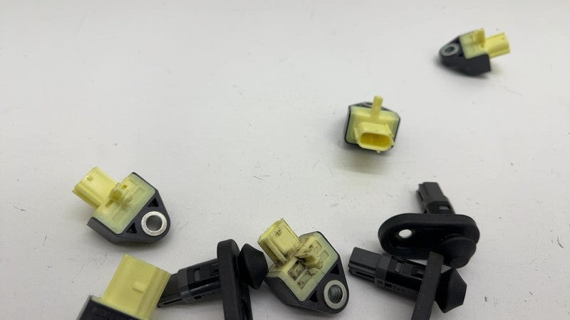 ⭕ 2019 Toyota C-HR SET Crash Impact Sensors SRS Assembly