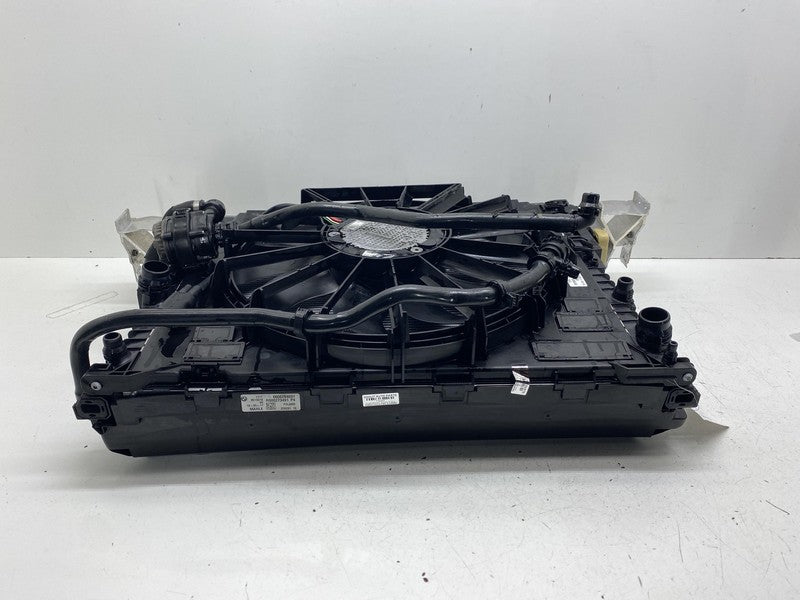 ⭕ 2017-2020 BMW 540i 3.0L Front Engine Radiator Condenser Cooling Fan 