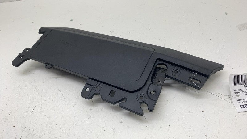 ⭕ 2017-2023 Tesla Model 3 Y Right Lower Knee Safety Airbag Module 1077