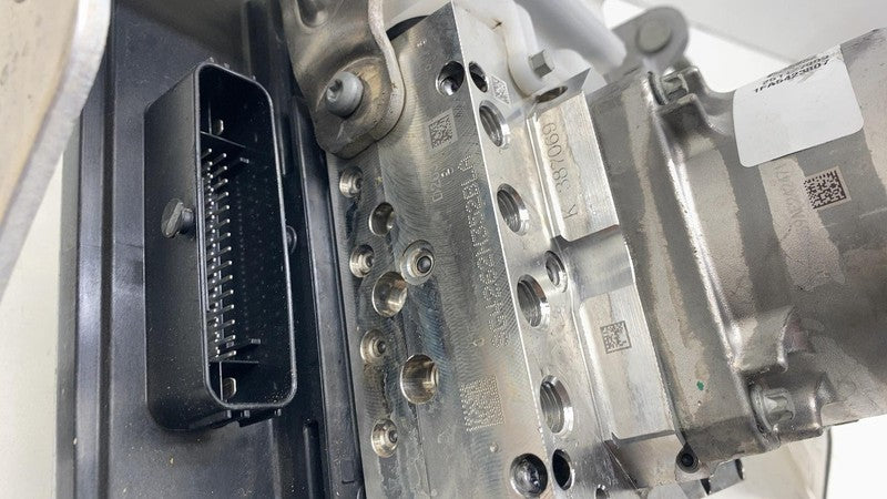 ⭕ 2025 Chevrolet Silverado 1500 Anti Lock Power Brake Booster Assembly