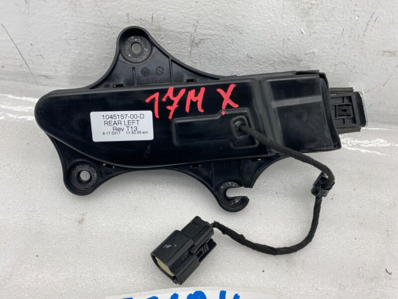 104515700D ⭕ 16-20 Tesla Model X Rear Outer Door Handle Exterior Chrome Left 1045157-00-D