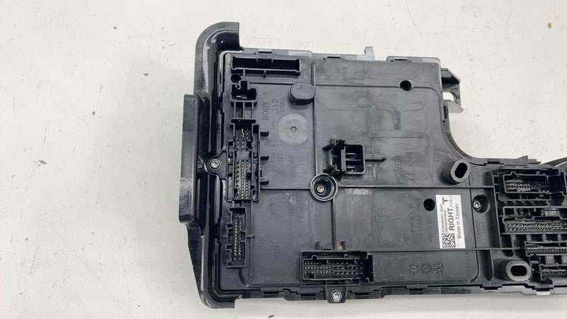 1497846 00 F ⭕ 2020-2023 Model Y Right Low Voltage Controller Electronic Module 1497846-00-F