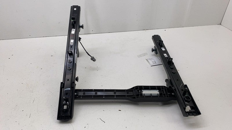 111985300B ⭕ 2017-2023 Model 3 M3 Front 1st Row Seat Adjuster Motor Rail Track 1119853-00-B