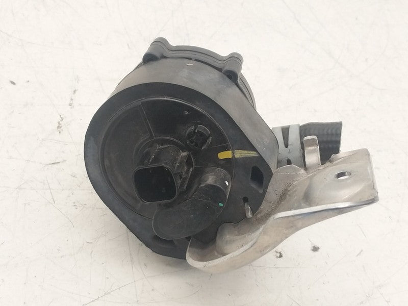 ⭕ 16-20 Tesla Model X Cooling System Auxiliary Coolant Water Pump 1027