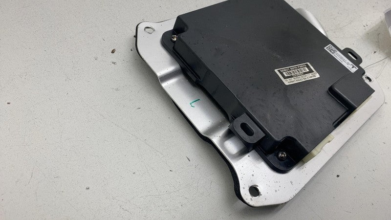 103722201F ⭕ 21-23 Tesla Model X Front Left Door Controller Control Module LH 1037222-01-F