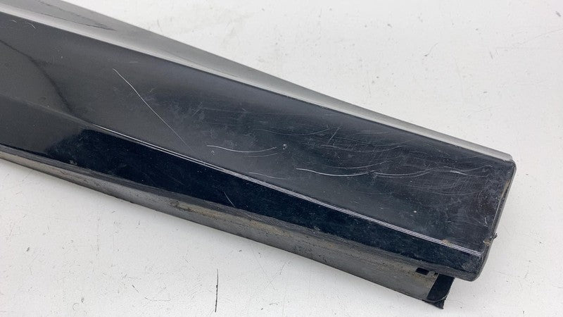 LJ8B-R20848-DA ⭕21-24 Ford Mustang Mach-E Front Right Side Lower Trim Molding RH LJ8B-R20848-DA
