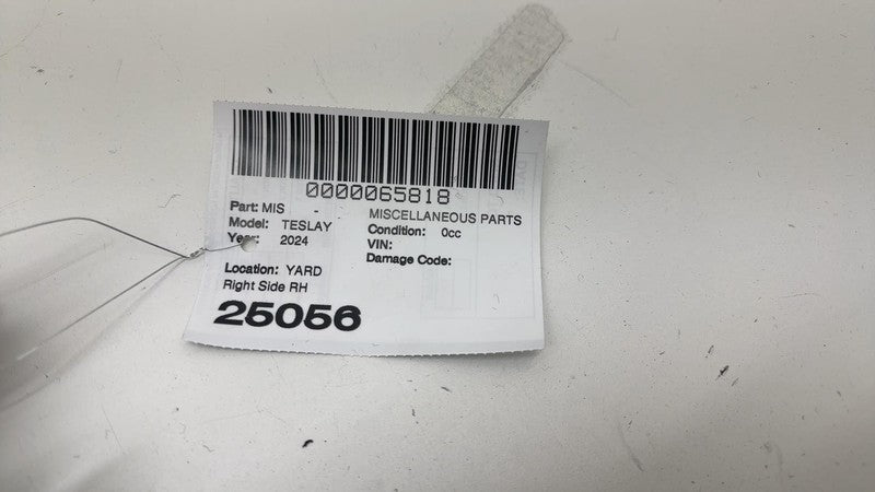 181661700A ⭕ 2020-2024 Tesla Model Y Passenger Side Trunk Rucket Bracket Right 1816617-00-A