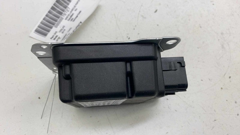 ⭕ 17-23 Tesla Model 3 M3 Safety Restraint Diagnostic Control Module 10