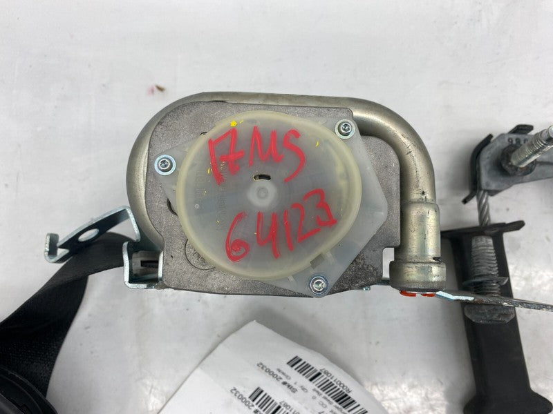 1079284 03 C 16-20 Model S Front Right 1st Row Seat Belt & Retractor + Tensioner 1079284-03-C