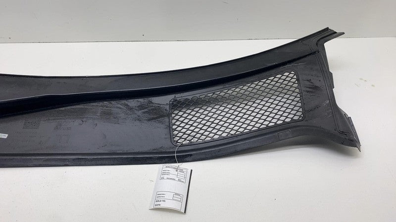 9Y1.819.401.C ⭕ 2019-2024 Porsche Cayenne Front Windshield Cowl Cover Panel Assembly 9Y1819401