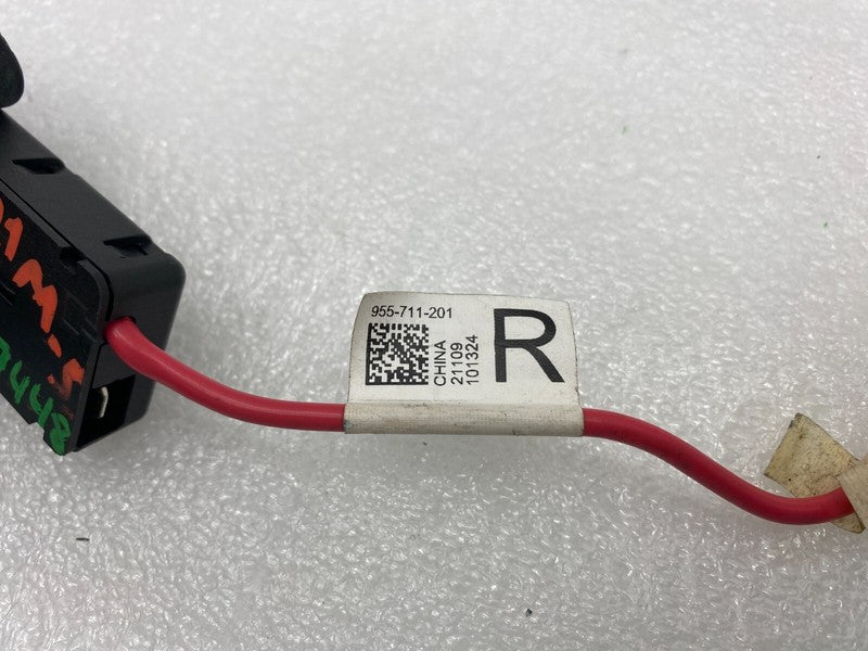 1509421 00 B ⭕ 2021-2025 Tesla Model S MS Infotainment Antenna Noise Filter +12V 1509421-00-B