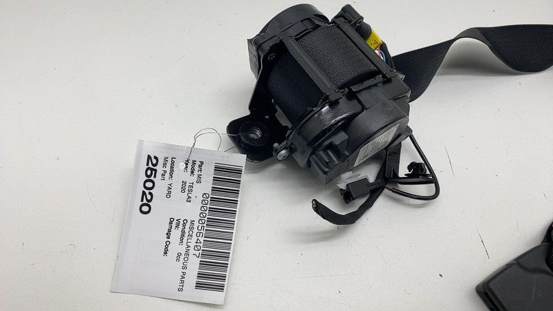 108127901G 2017-2023 Tesla Model 3 Front Right 1st Row Seat Belt & Retractor 1081279-01-G
