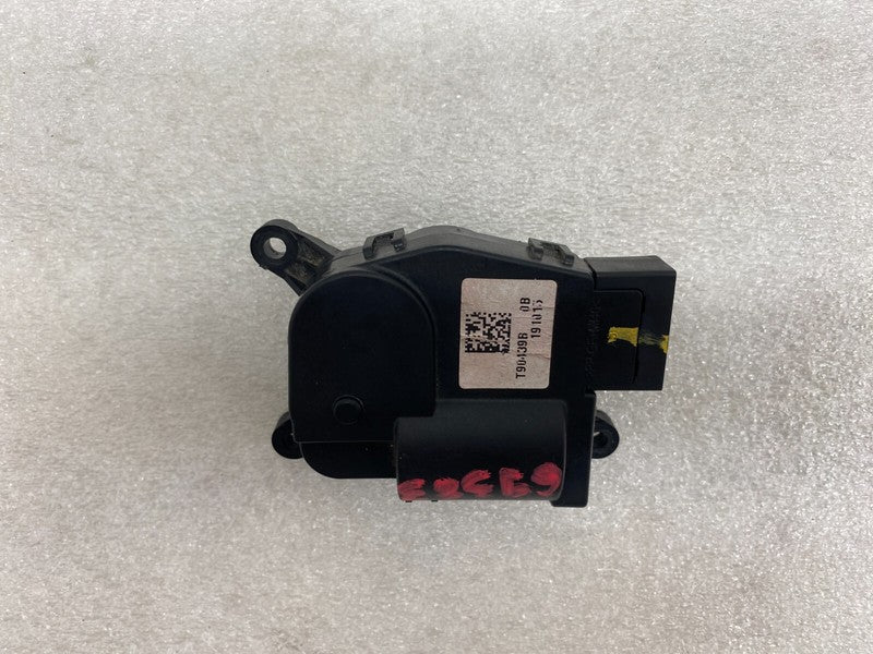 T90439B ⭕ 2017-2023 Tesla Model 3 M3 Air Conditioner A/C Heater Flap Motor Actuator Assy