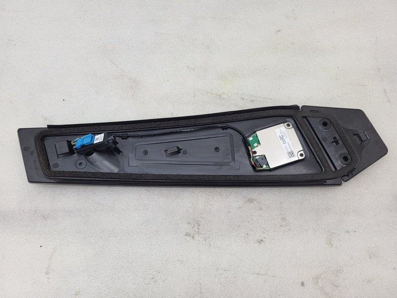 110044100D 2017-2023 Tesla Model 3 Right B-Pillar Applique Glass Trim Molding w/ Camera RH