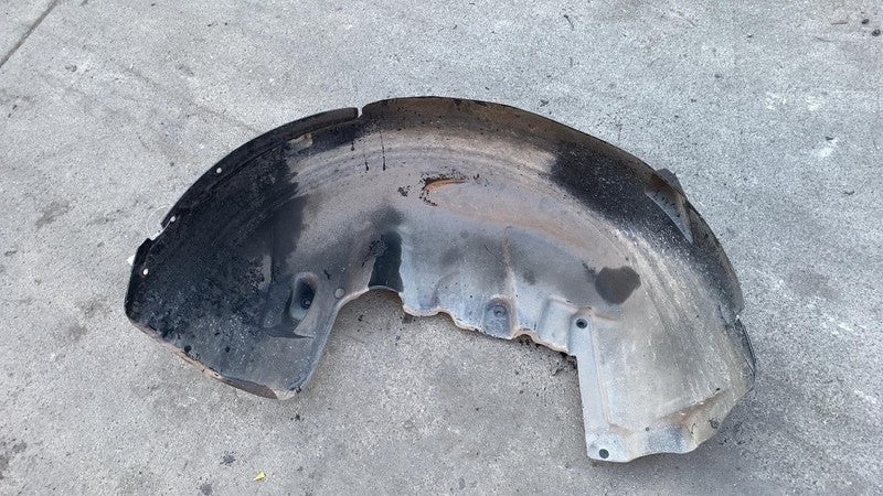 A 166 884 14 22 2016 Mercedes-Benz GLE350 Rear Inner Fender Liner Splash Guard Shield Right RH