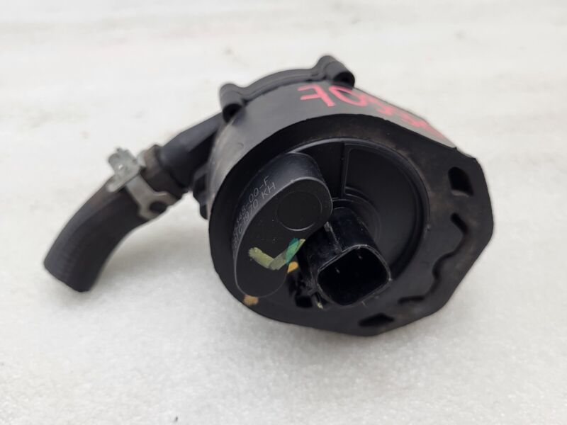 2016-2020 Tesla Model S X Cooling System Auxiliary Water Coolant Pump FWD Assy