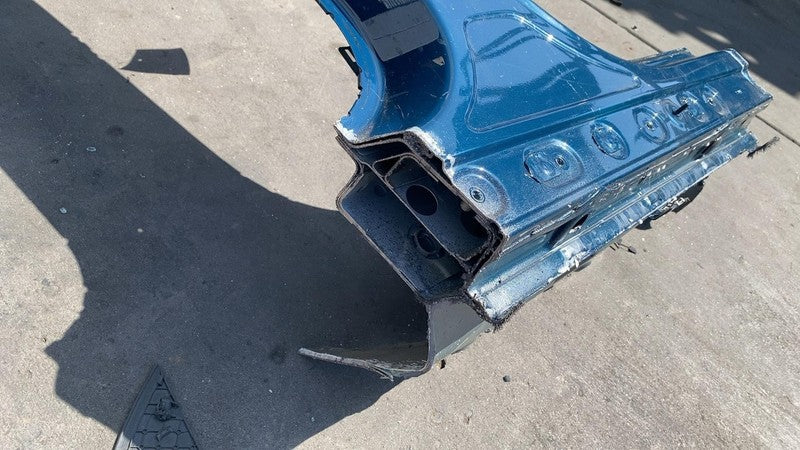 ⭕ 2024 Porsche Cayenne Right Center B-Pillar Body Rail Frame Structura